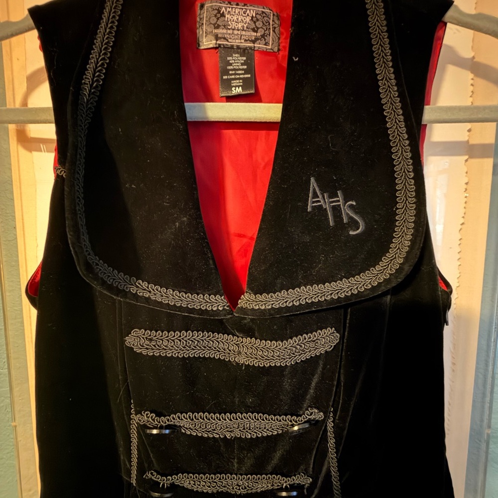 Hot Topic Collection American Horror Story Velvet Dress